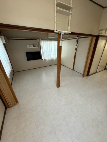 小平市学園西町１丁目の賃貸マンションの居間・リビング