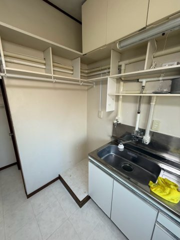 小平市学園西町１丁目の賃貸マンションのキッチン