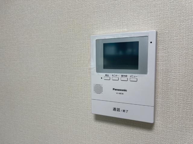 アルデバラン３４８の内装|カメラ付インターホン