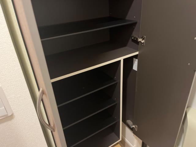 アルデバラン３４８の収納|下駄箱