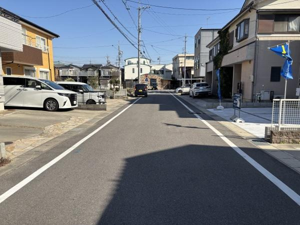 岡崎市六名南1期　全1棟・1号棟の前面道路含む現地写真|前面道路です。