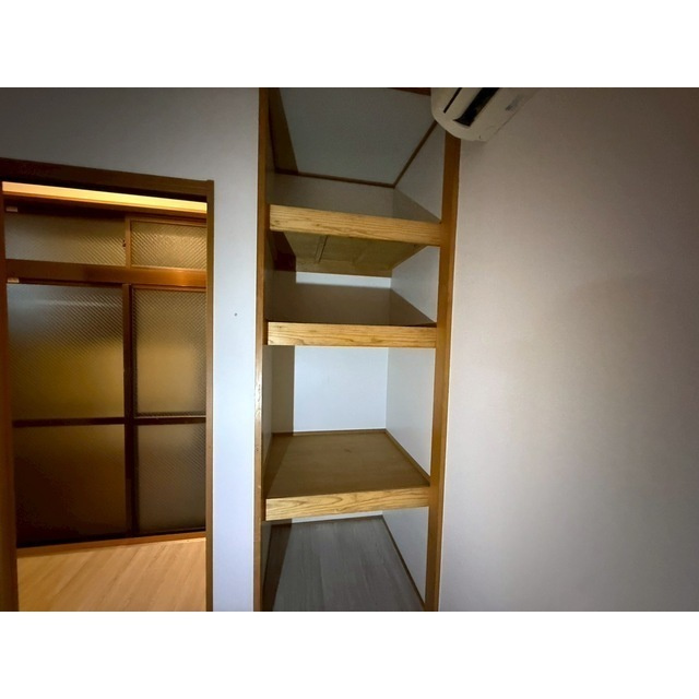 FLAT474ビルの内装