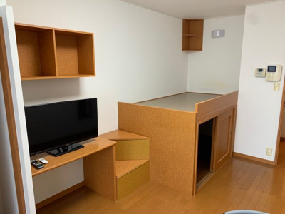 【その他】 | レオパレス新吉田シティーハウス | 2階は絨毯仕様です。