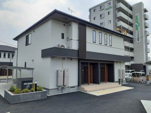 エストランダ　Ｂ