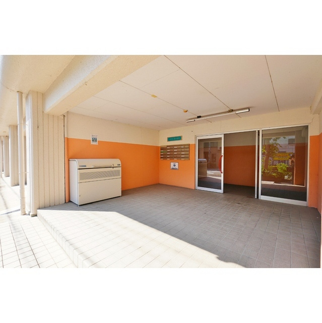 メゾンコーヤマのエントランス|お問い合わせは美濃善不動産駅前店へ！