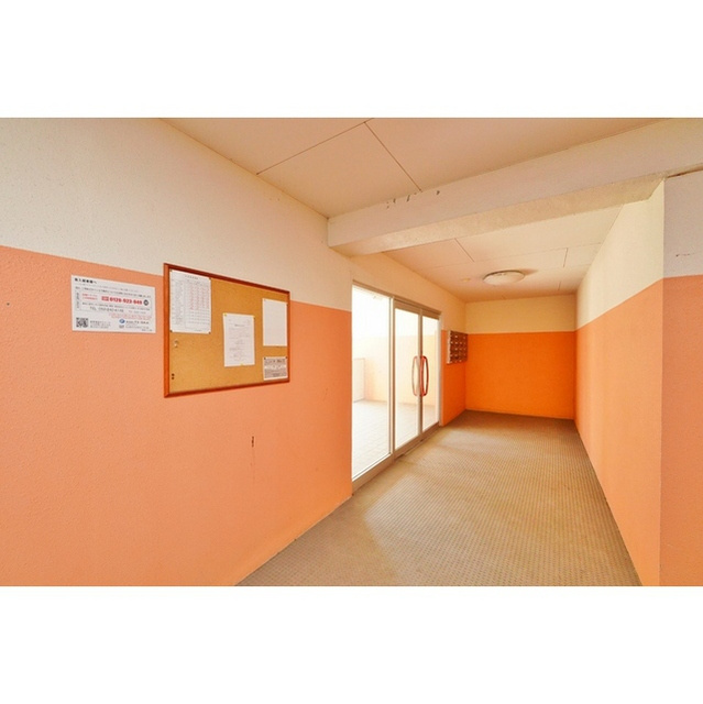 メゾンコーヤマのエントランス|お問い合わせは美濃善不動産駅前店へ！