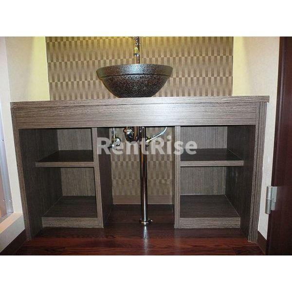 サンライズの洗面所