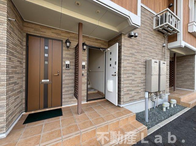 エミネンスヴィラⅠのエントランス