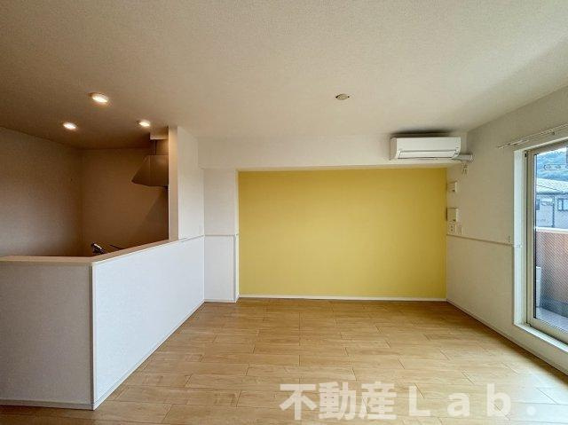 エミネンスヴィラⅠの居間・リビング