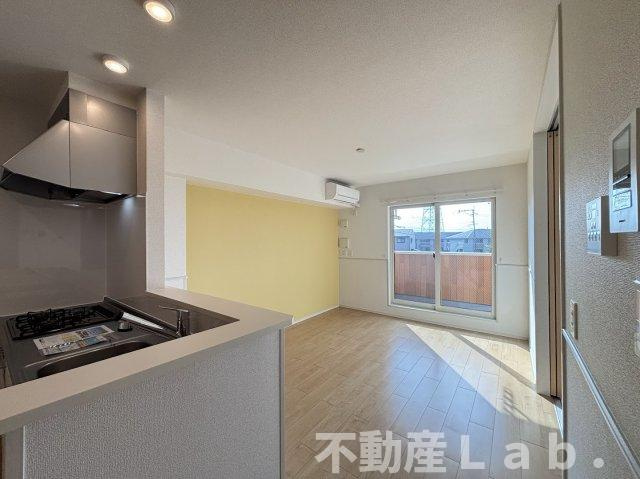 エミネンスヴィラⅠの居間・リビング