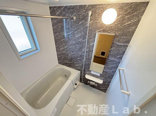 エミネンスヴィラⅠの浴室