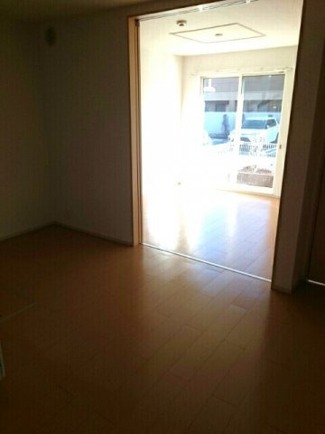 シェーネ　両仲間　Ｂの居間・リビング