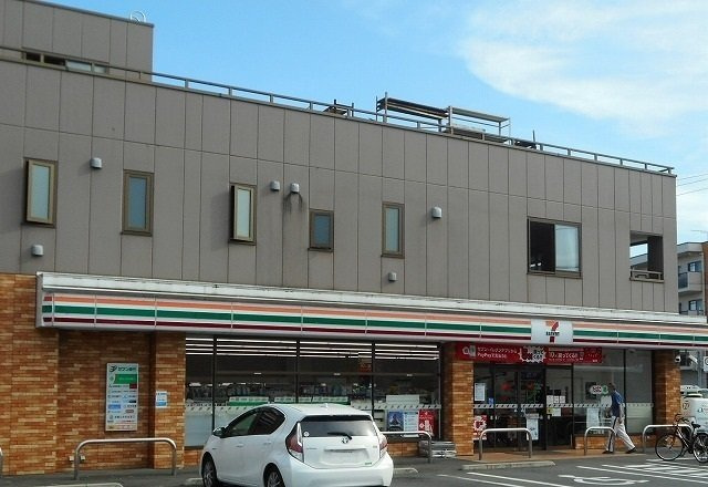 ソレイユ新狭山の周辺|セブンイレブン狭山東三ツ木店まで500m