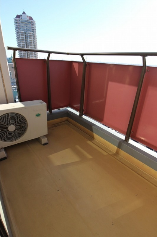 スカイプラザ・ユーカリが丘・サウスタワーのバルコニー|ベランダ