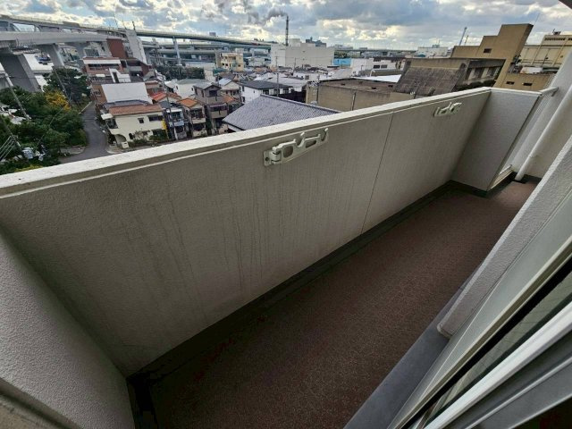 ハイツ住吉川公園のバルコニー
