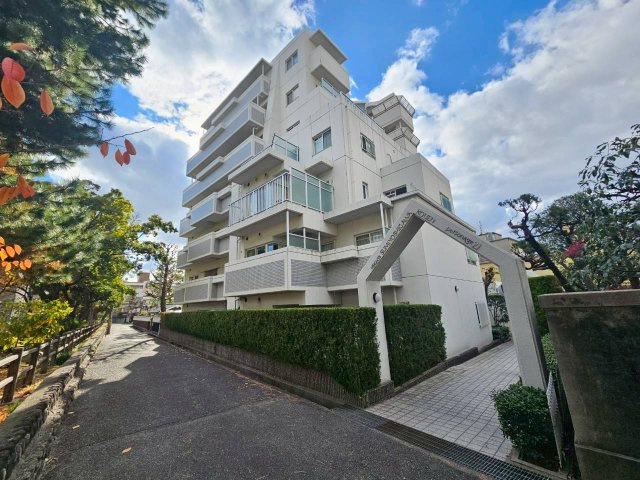 ハイツ住吉川公園