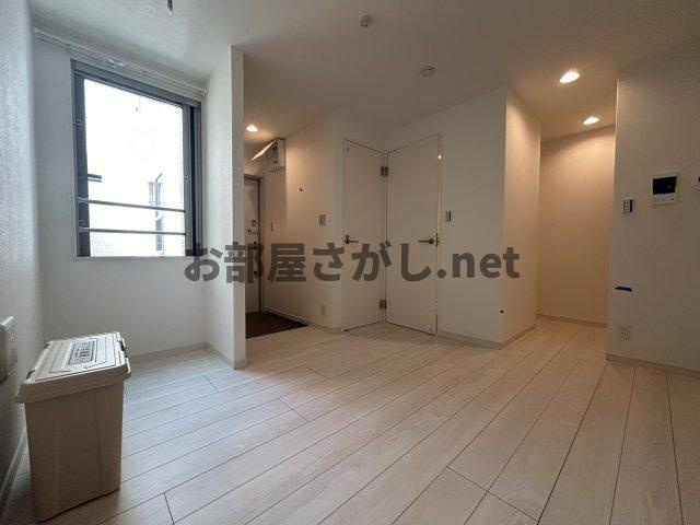 バズ西台Ⅱの居間・リビング