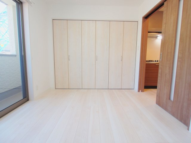 Sourire安芸中野駅前の洋室