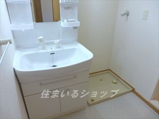 ガーデン　オランジェの洗面所|シャンプードレッサー