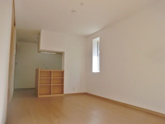 グランデールの居間・リビング|バルコニーから見たリビングです。