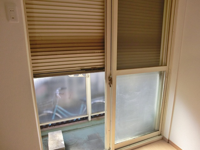 グランデールのセキュリティ|シャッター雨戸付きです。