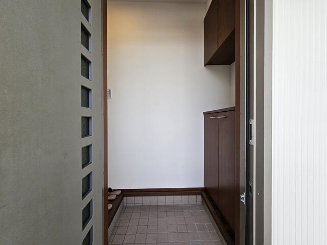 瑞浪市学園台２丁目の玄関|玄関