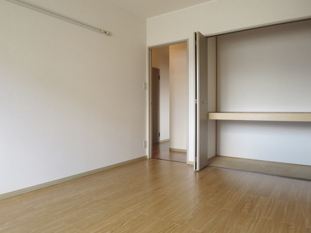 チェリーハウスの居間・リビング|洋室の別アングルです♪