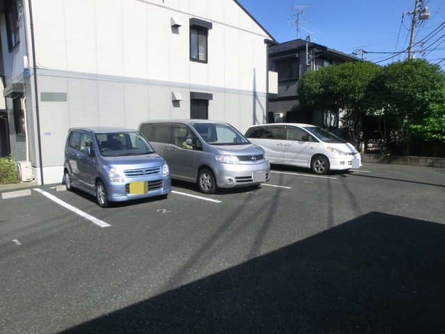 チェリーハウスの駐車場|敷地内駐車場（要確認）。