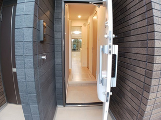 【玄関】 | プレミアコート　上高津 | 落ち着いた玄関です