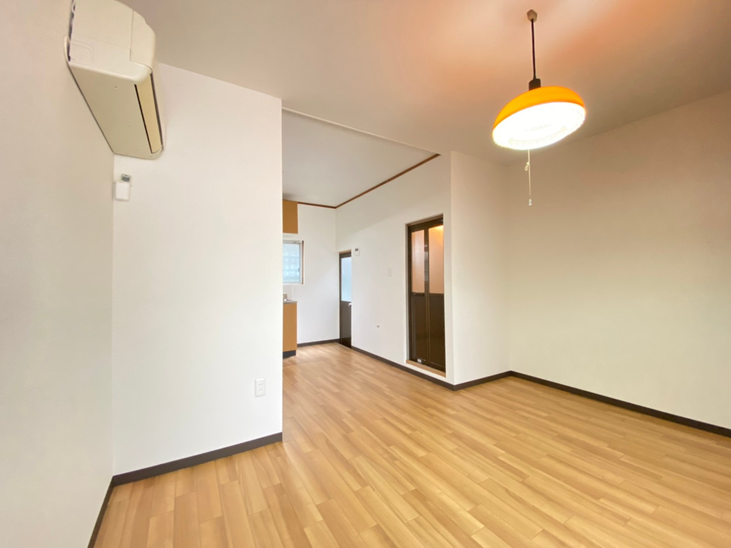 高丸7丁目貸家の居間・リビング