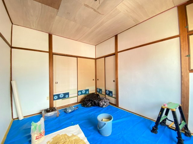 高丸7丁目貸家の寝室|改装工事中