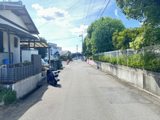 【前面道路含む現地写真】