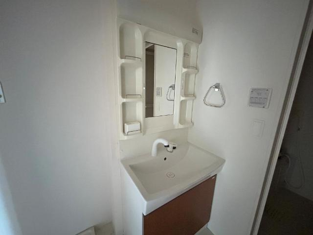 メゾン　グレイスの洗面所|洗髪洗面化粧台