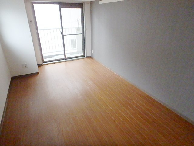 モンテベルデ横浜中央の洋室