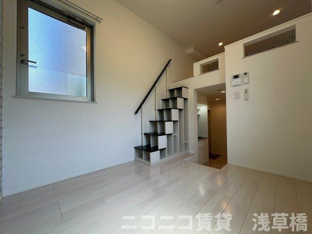 ハーモニーテラス足立Ⅱの居間・リビング