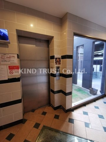 SERENiTE天六西のロビー|毎日通るロビーはこのようになっています