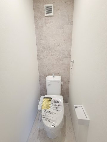 松江1区画（716-27）・新築戸建のトイレ