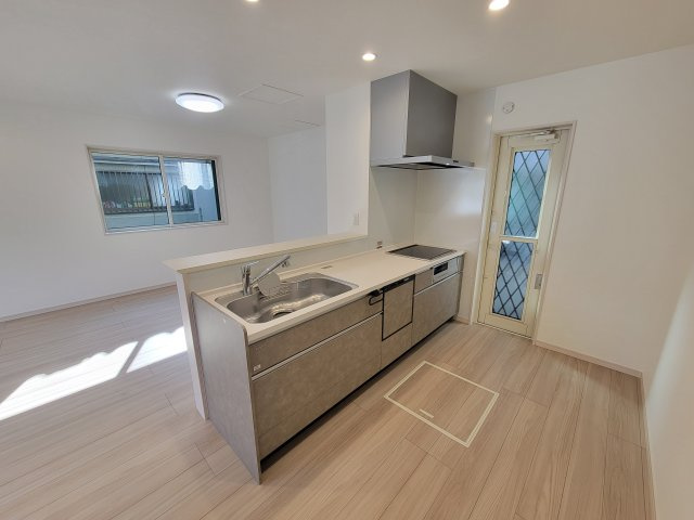 松江1区画（716-27）・新築戸建のキッチン