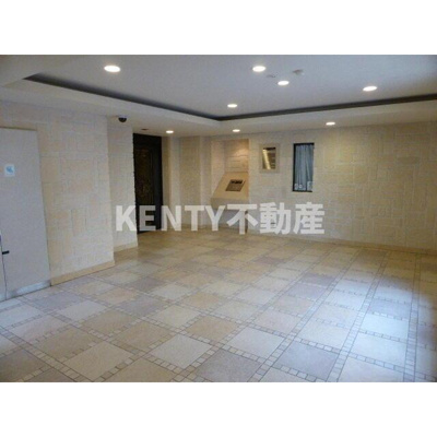 【ロビー】 | フェニックス・エルミタージュ | 建物の内部です