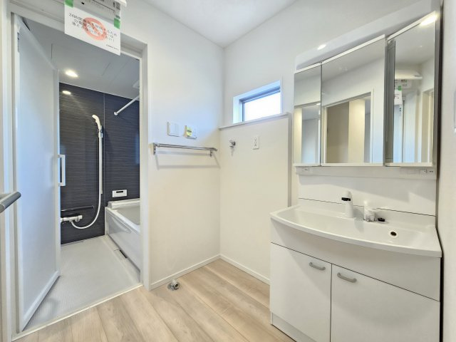 中津川市手賀野第４の独立洗面台