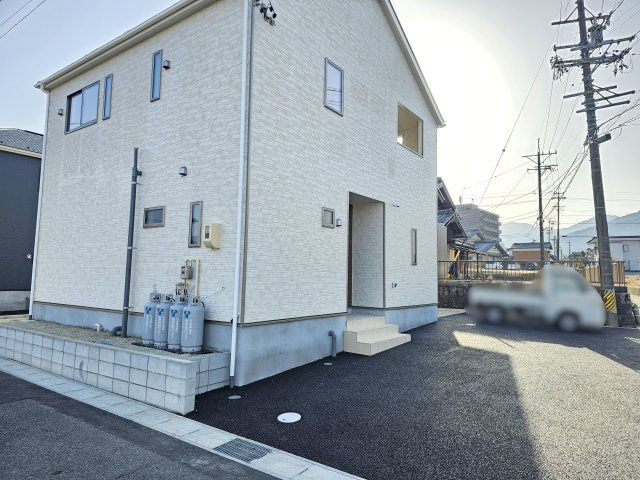 中津川市手賀野第４の外観