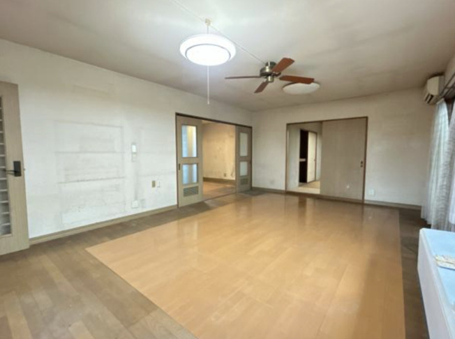 【居間・リビング】 | 比企郡吉見町大字松崎　中古戸建