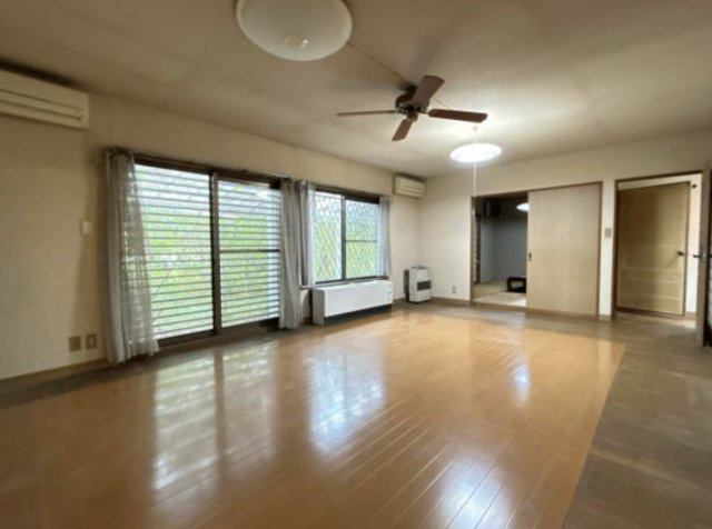 【居間・リビング】 | 比企郡吉見町大字松崎　中古戸建