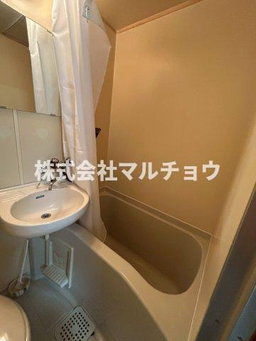 サンハウス’90の浴室|落ち着いた空間のお風呂です