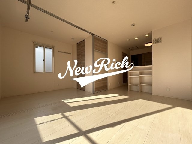 高崎市矢中町のアパートの居間・リビング