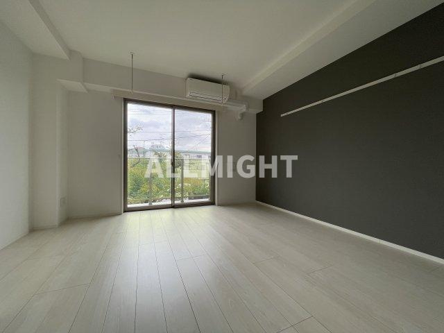 川崎市多摩区宿河原３丁目の賃貸マンションの居間・リビング|★お部屋探しはオールマイト不動産までご相談下さい♪