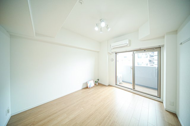 レオンコンフォート大阪ドームシティの居間・リビング