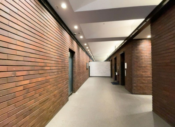 幸田ビルのエントランス