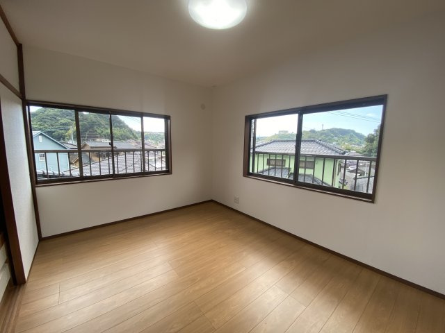 伊敷7丁目　中古戸建ての洋室