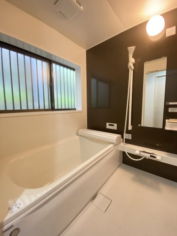 伊敷7丁目　中古戸建ての浴室